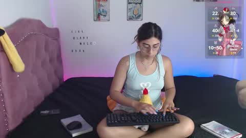 laramucci online show from November 22, 3:44 pm