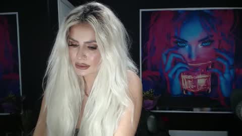 Snapshot of laras_moans chatting on November 14, 8:57 am laras_moans online show from November 14, 8:57 am