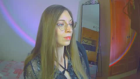 Snapshot of larawintersxxx chatting on September 23, 11:08 pm larawintersxxx online show from September 23, 11:08 pm