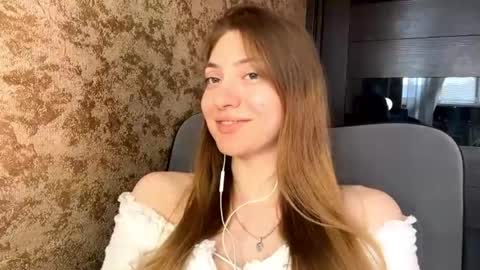 Snapshot of lareebuggie chatting on July 2, 2:12 pm Eva online show from July 2, 2:12 pm