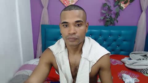 larenz_tate online show from June 5, 8:42 am