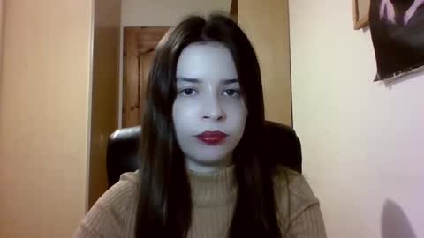 Snapshot of laricenature chatting on January 31, 7:29 pm Larice online show from January 31, 7:29 pm