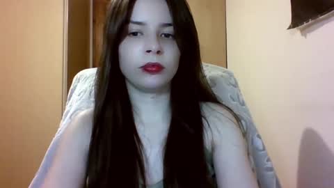 Snapshot of laricenature chatting on February 2, 7:14 pm Larice online show from February 2, 7:14 pm