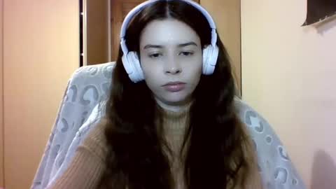 Snapshot of laricenature chatting on February 13, 4:28 pm Larice online show from February 13, 4:28 pm