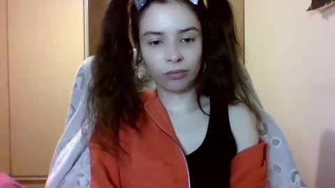 Snapshot of laricenature chatting on February 13, 8:03 pm Larice online show from February 13, 8:03 pm