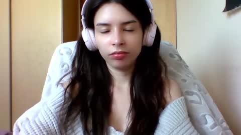 Snapshot of laricenature chatting on February 17, 1:10 pm Larice online show from February 17, 1:10 pm