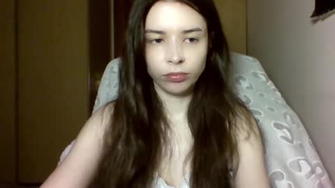 Snapshot of laricenature chatting on February 17, 4:37 pm Larice online show from February 17, 4:37 pm