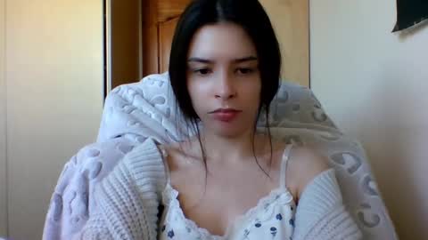 Snapshot of laricenature chatting on February 18, 1:33 pm Larice online show from February 18, 1:33 pm