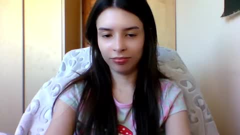 Snapshot of laricenature chatting on February 24, 2:15 pm Larice online show from February 24, 2:15 pm