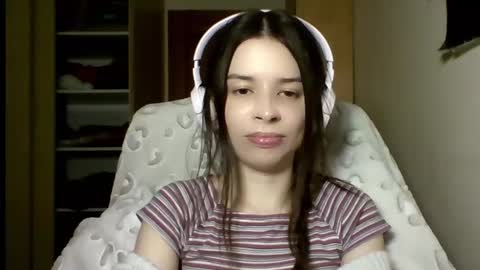 Snapshot of laricenature chatting on March 1, 7:15 pm Larice online show from March 1, 7:15 pm