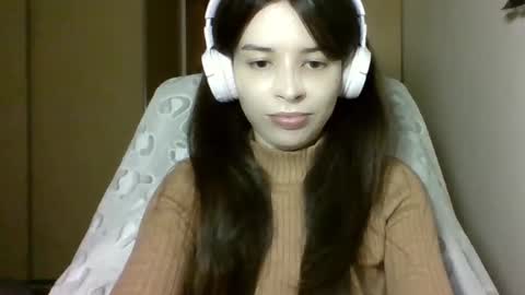 Snapshot of laricenature chatting on March 2, 7:12 pm Larice online show from March 2, 7:12 pm