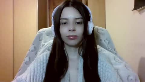 Snapshot of laricenature chatting on March 5, 8:53 pm Larice online show from March 5, 8:53 pm