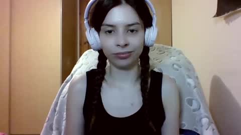 Snapshot of laricenature chatting on March 12, 10:50 pm Larice online show from March 12, 10:50 pm