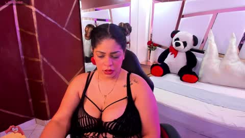 Snapshot of laris_park chatting on January 26, 5:13 am laris_park online show from January 26, 5:13 am