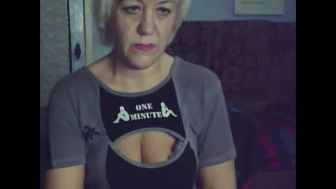 larisaq4ugo24 online show from January 11, 10:51 am