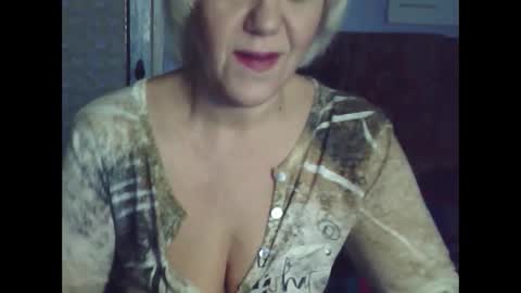 larisaq4ugo24 online show from January 19, 9:33 am
