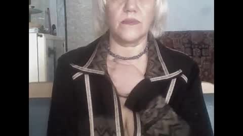 larisaq4ugo24 online show from February 28, 7:42 am