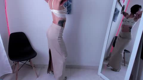 isa 3 online show from December 5, 8:44 pm