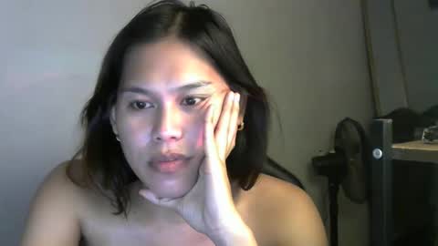 Snapshot of larissah99 chatting on December 3, 8:06 pm larissah99 online show from December 3, 8:06 pm