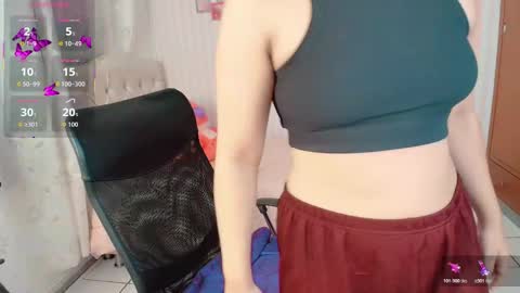 Larissas online show from November 13, 9:25 pm