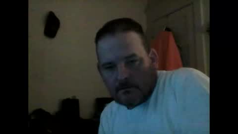 Snapshot of larry5o chatting on May 1, 11:42 pm larry5o online show from May 1, 11:42 pm