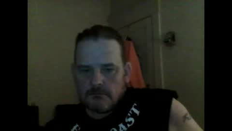 Snapshot of larry5o chatting on May 3, 1:22 am larry5o online show from May 3, 1:22 am