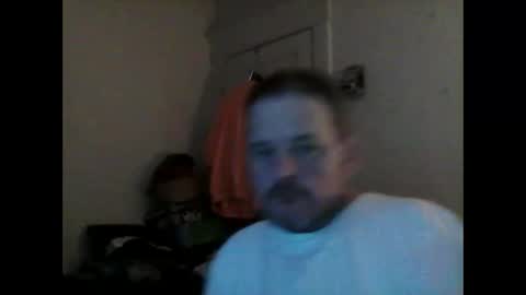 Snapshot of larry5o chatting on May 3, 11:22 pm larry5o online show from May 3, 11:22 pm