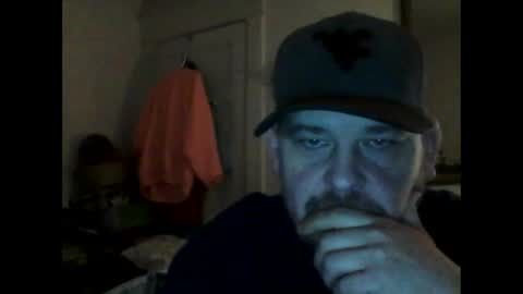 Snapshot of larry5o chatting on May 7, 4:56 pm larry5o online show from May 7, 4:56 pm