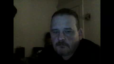 Snapshot of larry5o chatting on May 12, 1:25 am larry5o online show from May 12, 1:25 am