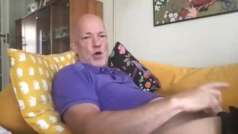 Snapshot of larsafree6 chatting on September 9, 12:26 pm larsafree6 online show from September 9, 12:26 pm