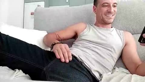 Alessandro online show from October 5, 2:15 pm