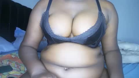 Snapshot of lasisi_ chatting on March 2, 10:35 am Lasisi online show from March 2, 10:35 am