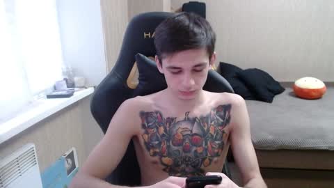 Snapshot of last_kenny chatting on December 2, 1:02 pm Kenny online show from December 2, 1:02 pm