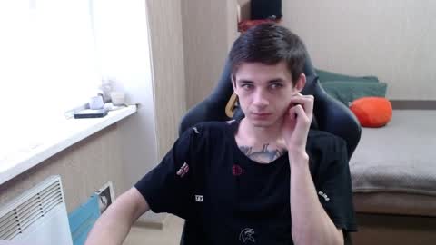 Snapshot of last_kenny chatting on December 12, 12:44 pm Kenny online show from December 12, 12:44 pm