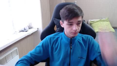 Snapshot of last_kenny chatting on February 5, 1:33 pm Kenny online show from February 5, 1:33 pm