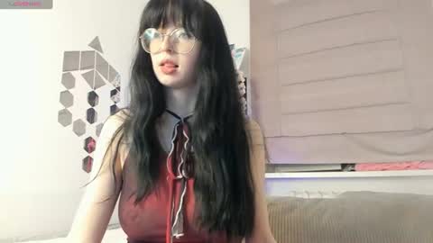 Snapshot of latesigh chatting on July 21, 9:28 pm Alice online show from July 21, 9:28 pm