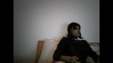 Snapshot of latex4grandpa chatting on June 7, 2:05 am latex4grandpa online show from June 7, 2:05 am