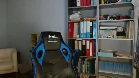 Snapshot of latex_doll_iris chatting on January 12, 6:24 pm Latex Doll Iris online show from January 12, 6:24 pm