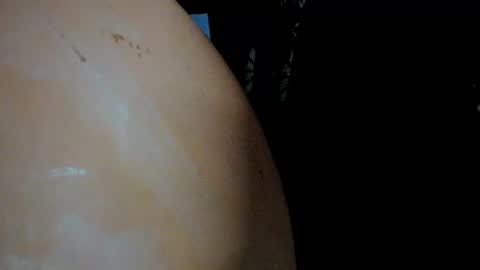 latexchris77 online show from December 7, 6:15 pm