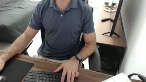 Snapshot of latexdave84 chatting on November 19, 2:00 am latexdave84 online show from November 19, 2:00 am