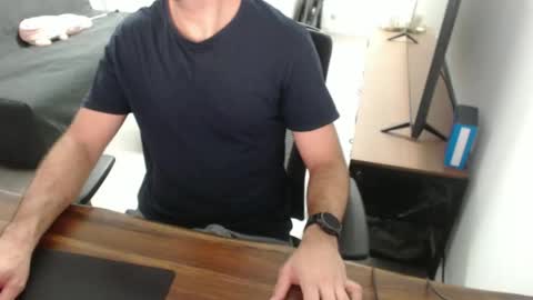 latexdave84 online show from December 16, 2:05 am