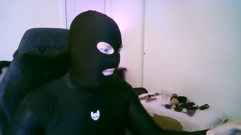 latexminheadroom online show from July 17, 2:40 am