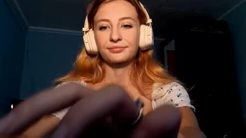 Snapshot of laticiacalicutt chatting on October 12, 1:10 pm Amelia online show from October 12, 1:10 pm