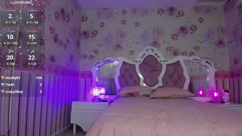 Valeria  online show from December 10, 8:40 am