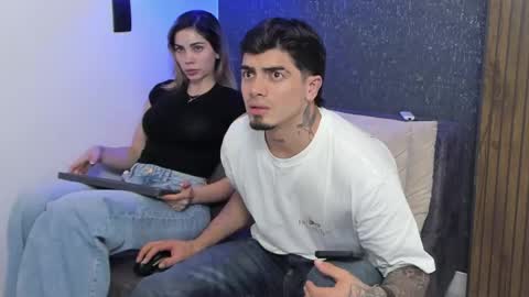 latin_couple04 online show from May 31, 5:04 am