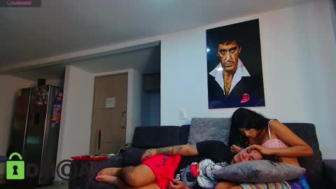 Snapshot of latin_couple77 chatting on February 11, 7:33 am Sara y Andy online show from February 11, 7:33 am