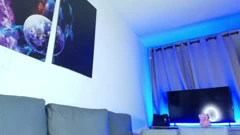 Snapshot of latin_goddessx chatting on July 4, 5:24 am instagramlatin goddessx im nikoll online show from July 4, 5:24 am