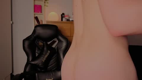 Snapshot of latin_luxury_i chatting on May 20, 3:13 am Free OF online show from May 20, 3:13 am