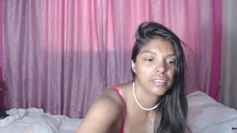 Snapshot of latin_meg chatting on October 21, 3:24 pm M E G A N online show from October 21, 3:24 pm