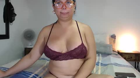 FLOR SALVAJE online show from October 23, 4:50 pm